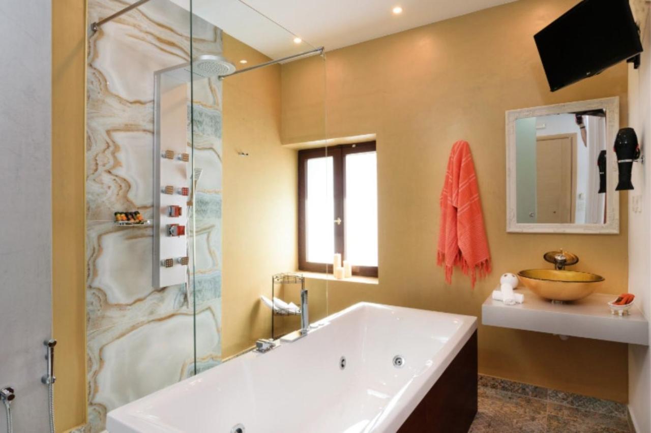 Diamond Luxury Suites Chania  Екстер'єр фото